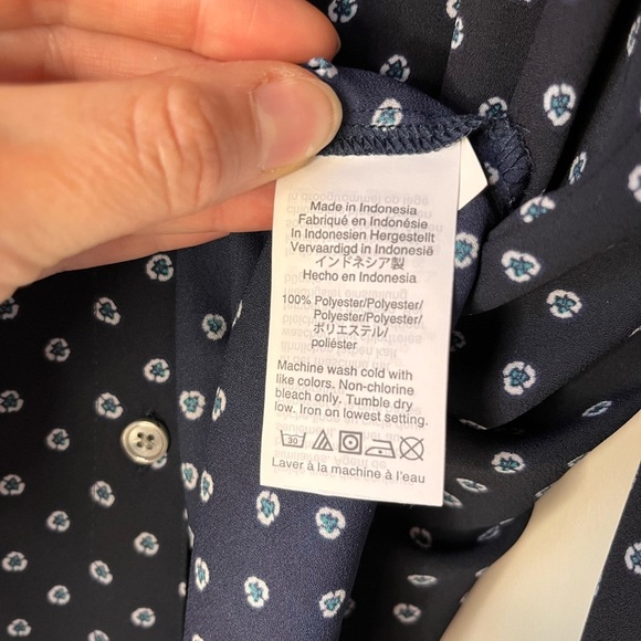 J.Crew Women’s Small Navy Paisley Dot Long-Sleeve Draped Tie-Neck Blouse - Picture 8 of 8